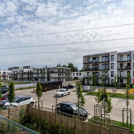 Modern With Balcony & Free Garage Poznan By Renters